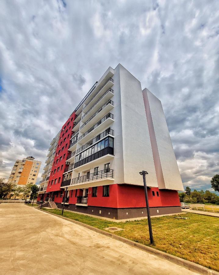 Apartament Delux Bacău Exteriör bild