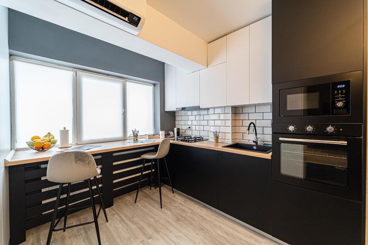 Apartament Delux Bacău Exteriör bild