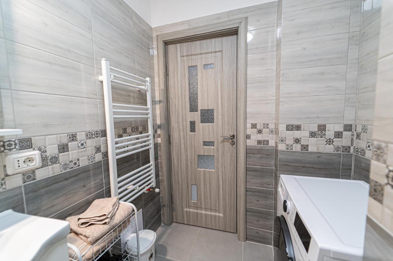 Apartament Delux Bacău Exteriör bild